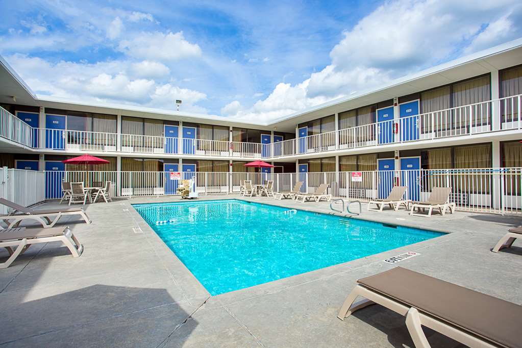 Motel 6-North Palm Springs, Ca - North Facilities photo